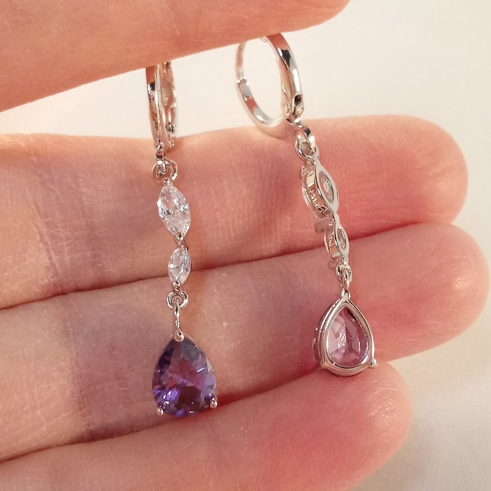 18K White Gold Filled Purple Zircon Earrings - Picture 3 of 3